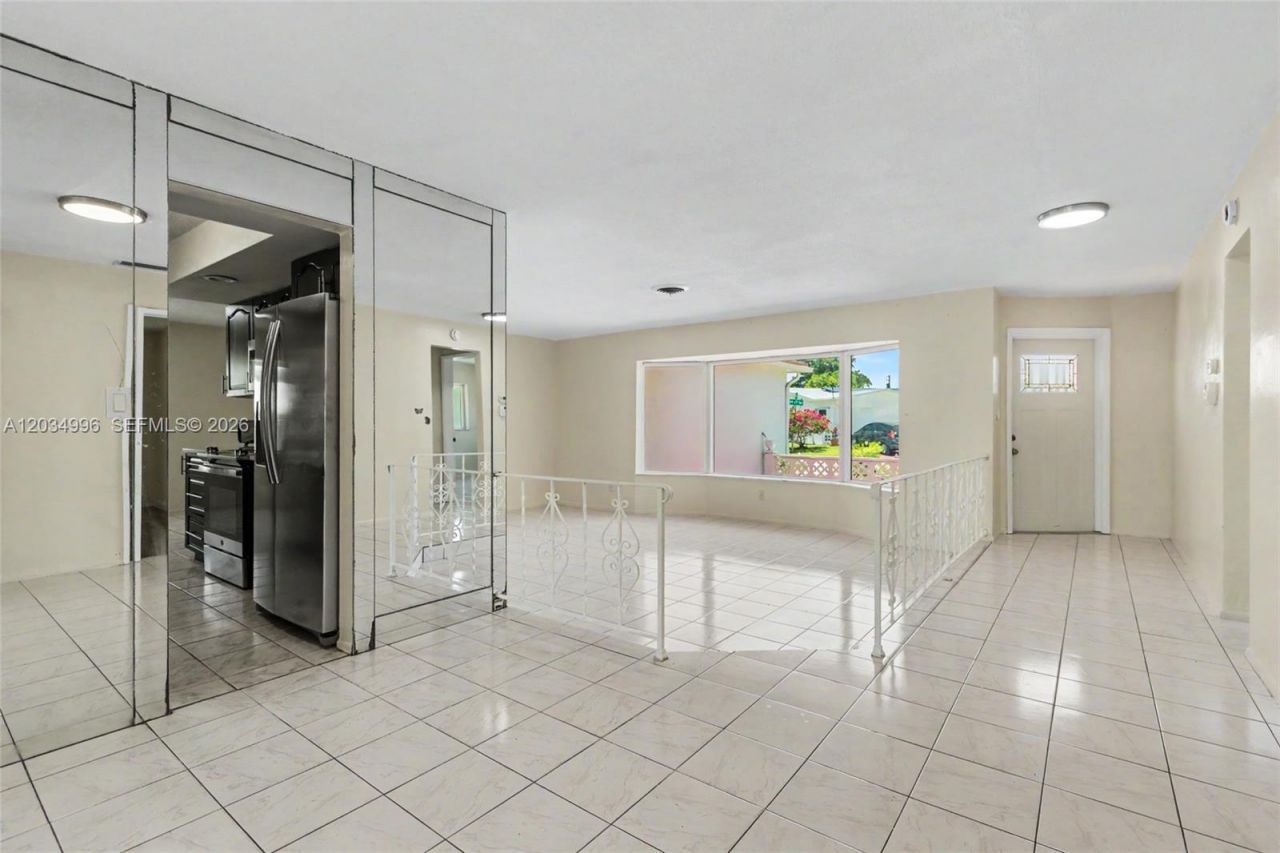 4397 NW 47th Ter , Lauderdale Lakes, FL 33319 Photo