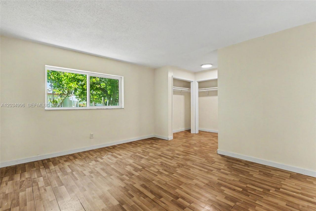 4397 NW 47th Ter , Lauderdale Lakes, FL 33319 Photo