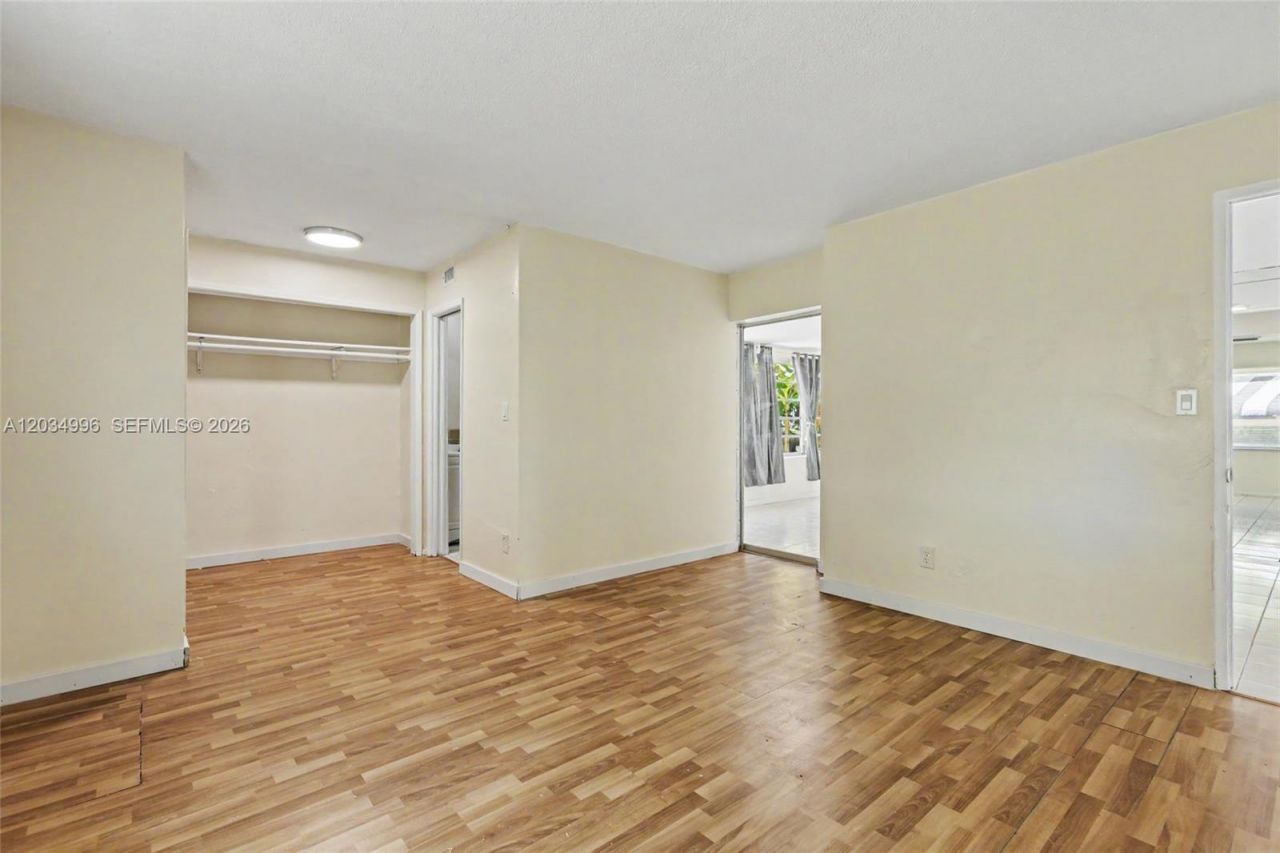 4397 NW 47th Ter , Lauderdale Lakes, FL 33319 Photo