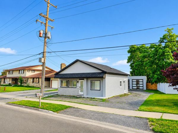 304 Grandview Boulevard, Gaylord, MI 49735