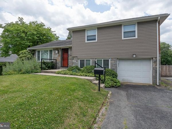 20 FAIRVIEW ROAD, SWARTHMORE, PA 19081