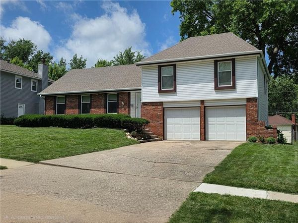 8746 Park Street, Lenexa, KS 66215