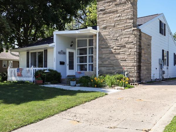 1414 19th Avenue, Eldora, IA 50627