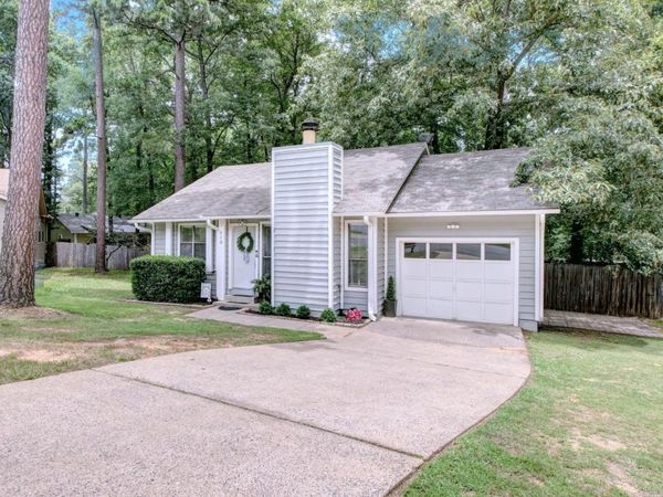 118 Pin Oak Cove , Maumelle, AR 72113