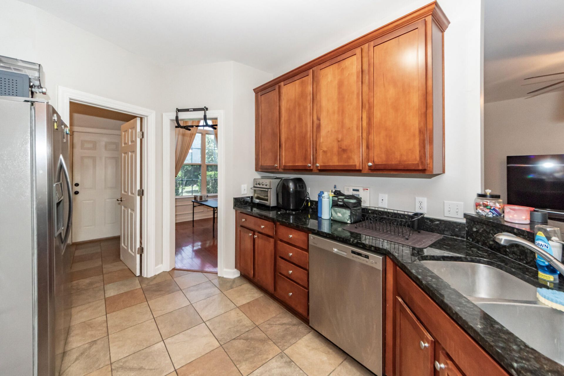 402 Black Horse Road Photo 14