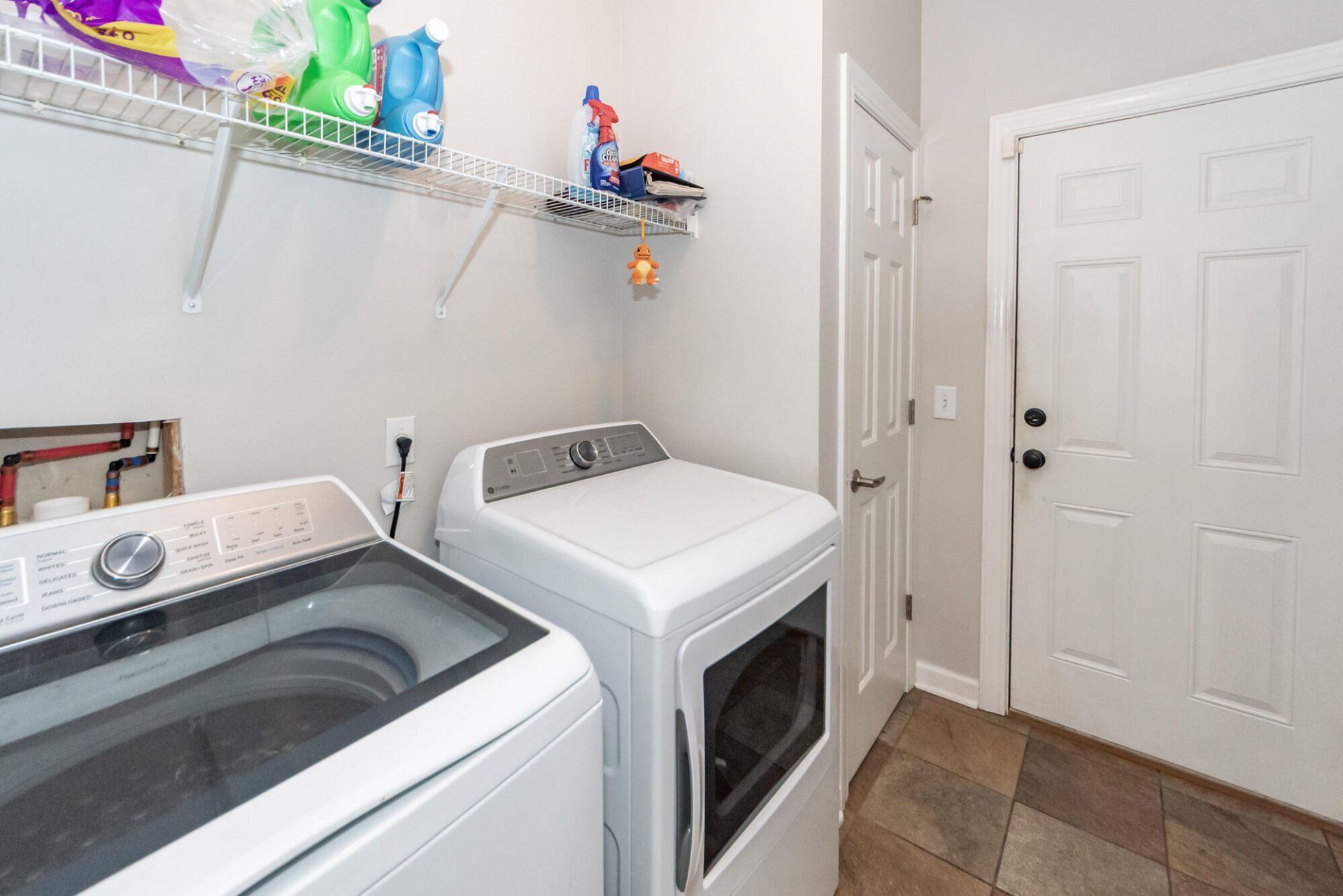 402 Black Horse Road Photo 16