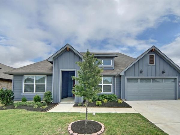 1604 Forest Park Drive, Alvarado, TX 76009
