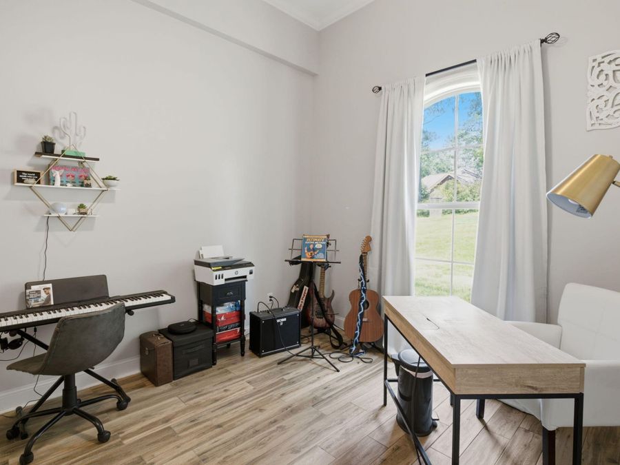 Property Image 21
