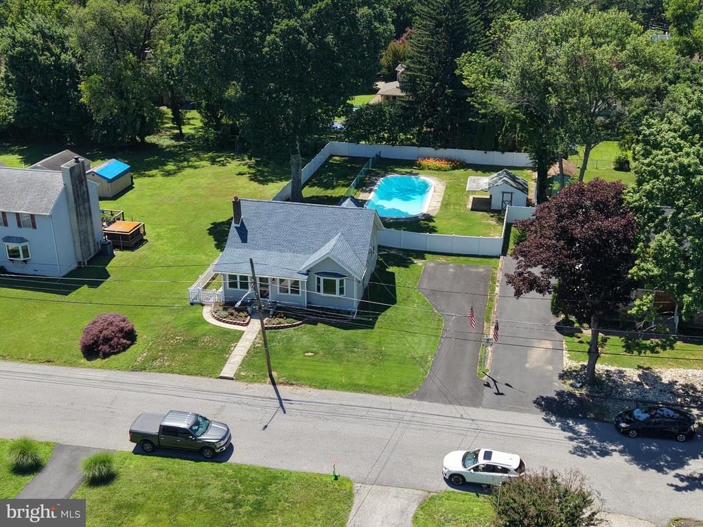 1151 VILLANOVA AVENUE, SWARTHMORE, PA 19081