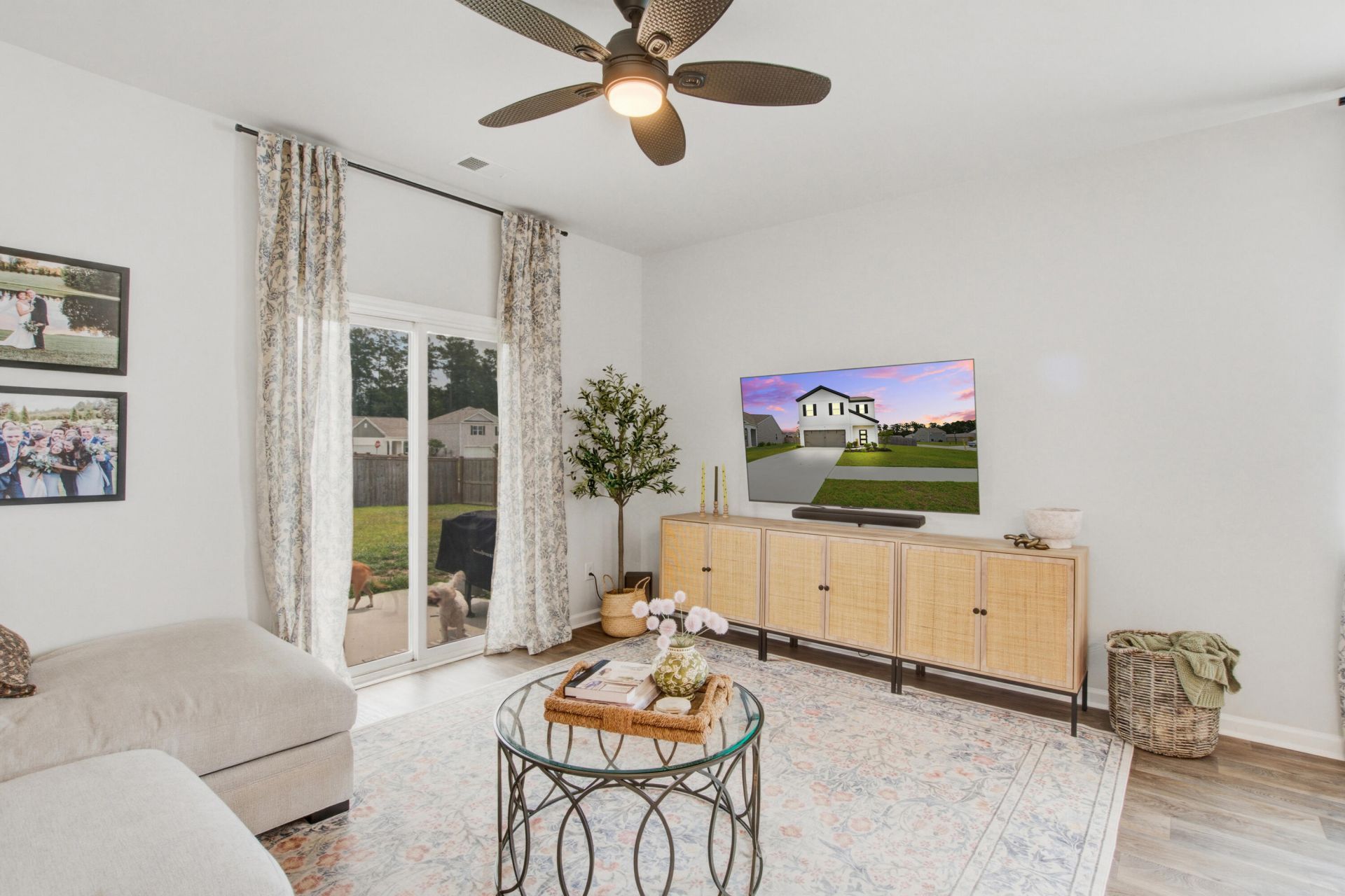 200 Watersglen Drive Photo 12