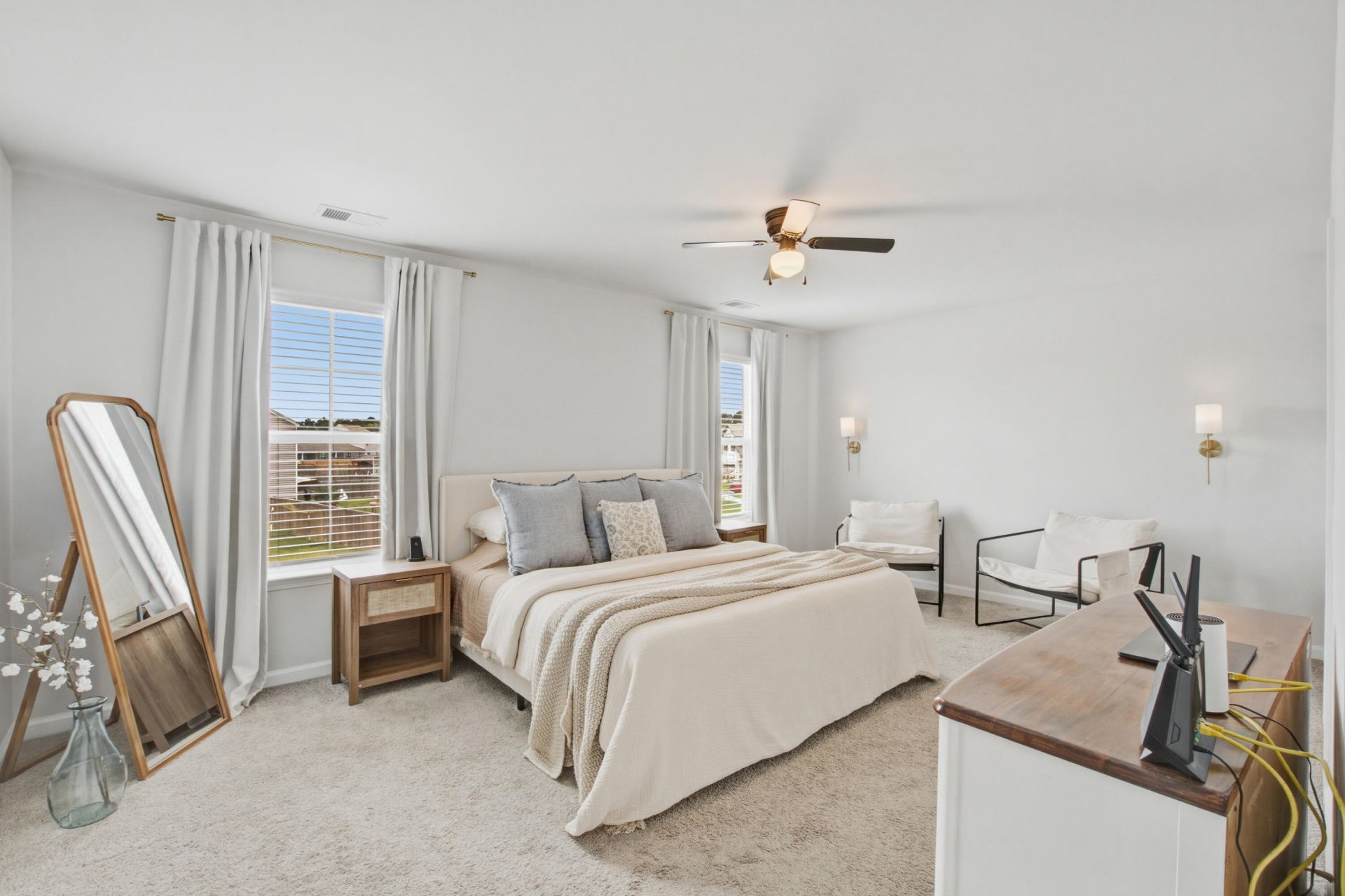 200 Watersglen Drive Photo 27