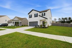 200 Watersglen Drive photo 4