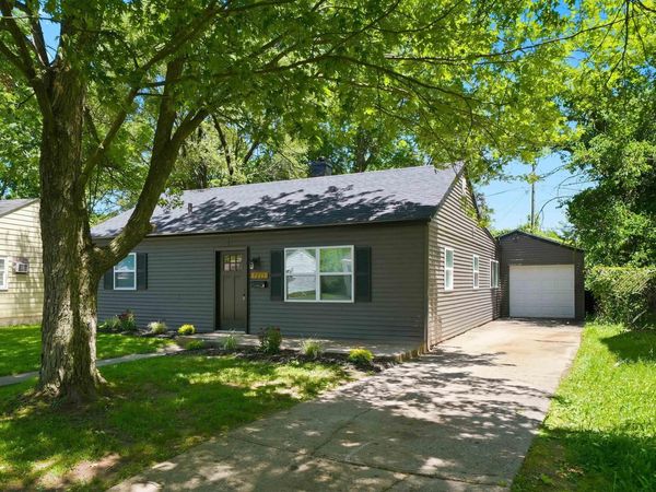 5215 Bowser Avenue, Fort Wayne, IN 46806