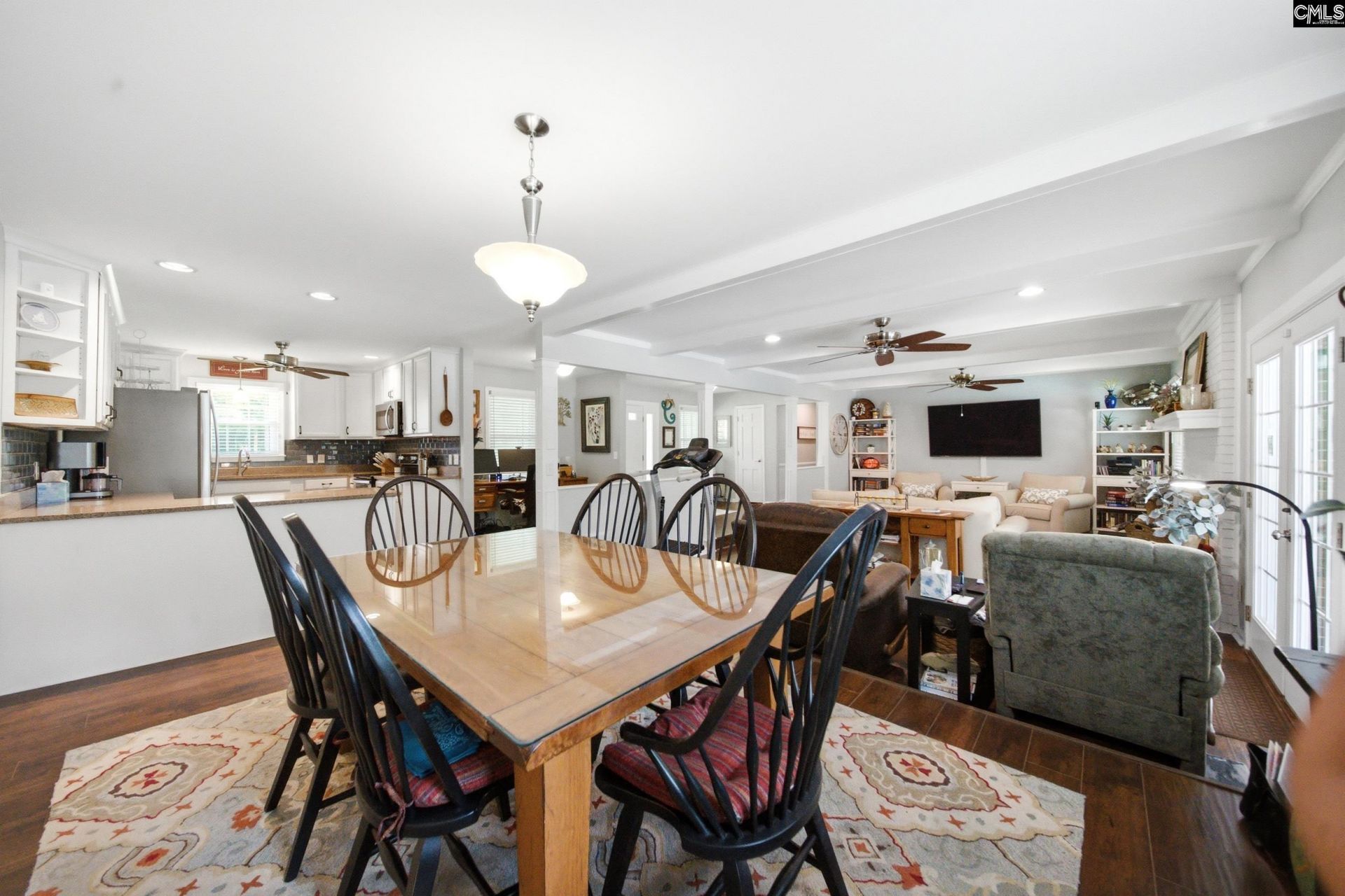 367 Nina Lee Drive  Photo 9