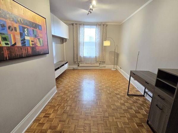 21 Beacon St, Unit 10C, Boston, MA 02108