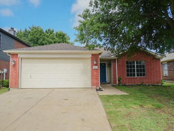 203 Grassy Creek Drive, Wylie, TX 75098
