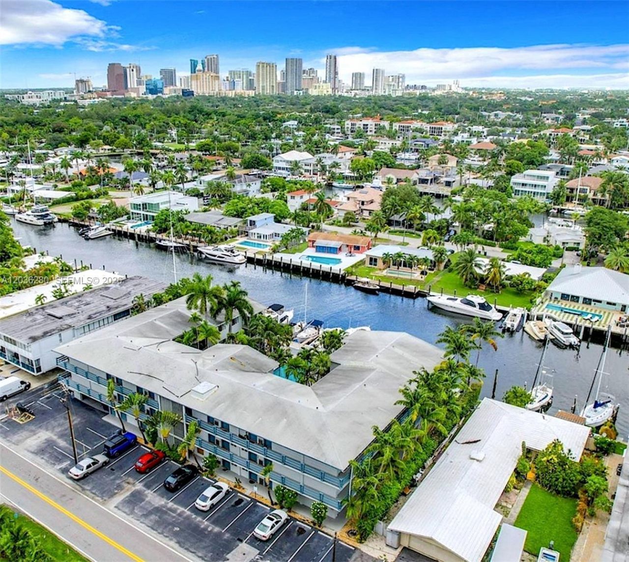 1535 SE 15th St , Unit 304, Fort Lauderdale, FL 33316 Photo
