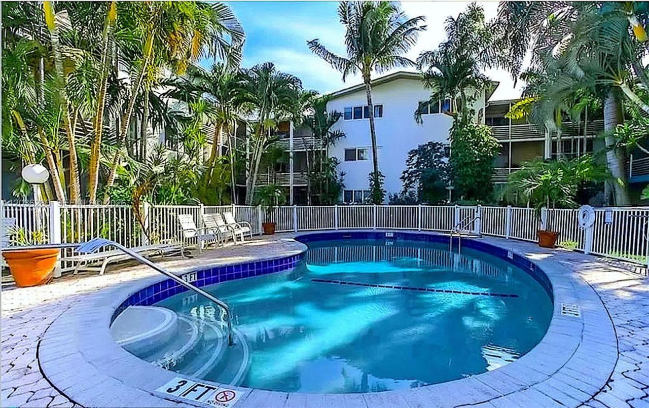 1535 SE 15th St , Unit 304, Fort Lauderdale, FL 33316 Photo