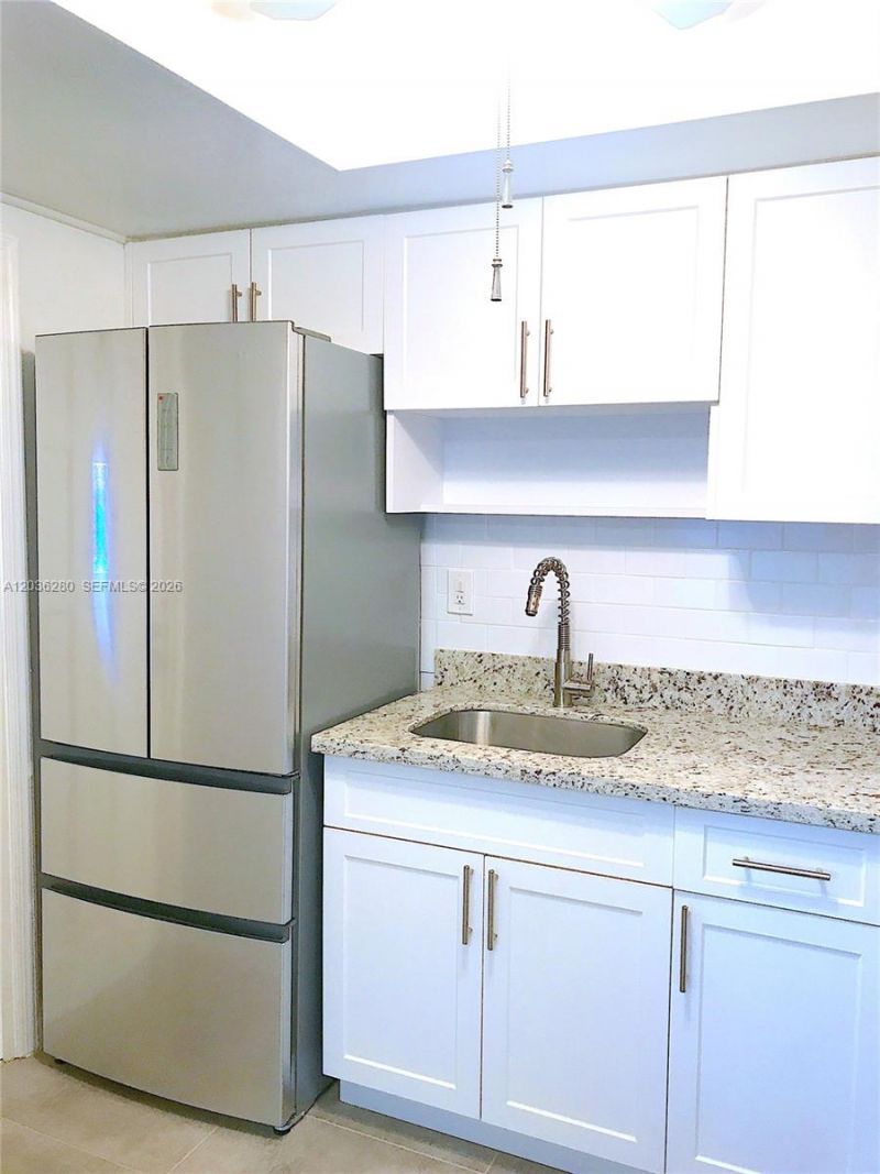 1535 SE 15th St , Unit 304, Fort Lauderdale, FL 33316 Photo