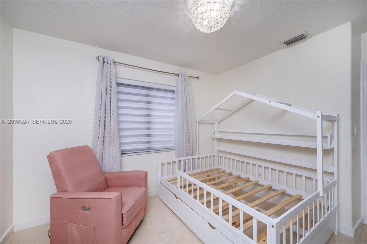 8724 NW 149th Ter , Miami Lakes, FL 33018 Photo