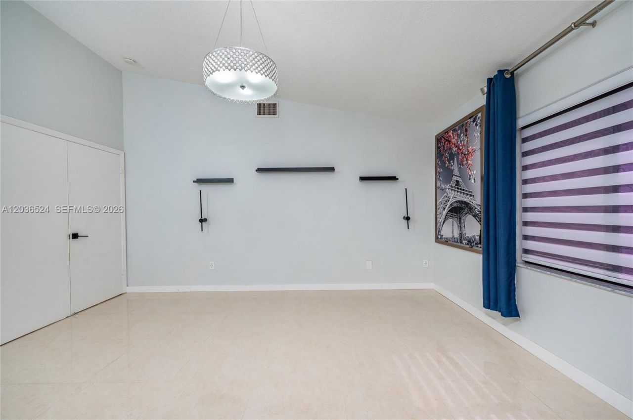 8724 NW 149th Ter , Miami Lakes, FL 33018 Photo
