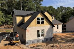 105 Silver Lake Circle  photo 4