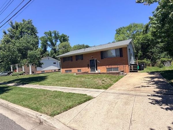 6000 LADD ROAD , SUITLAND, MD 20746