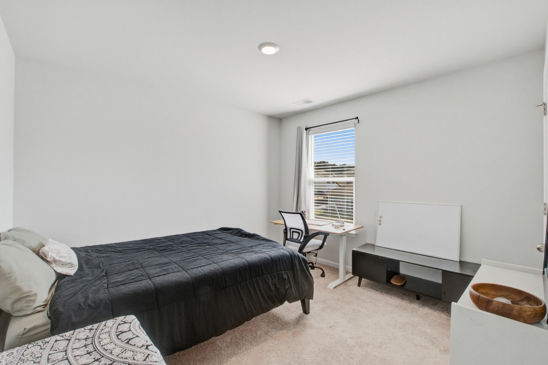 128 Holly Leaf Lane Photo 33