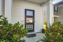 128 Holly Leaf Lane photo 4
