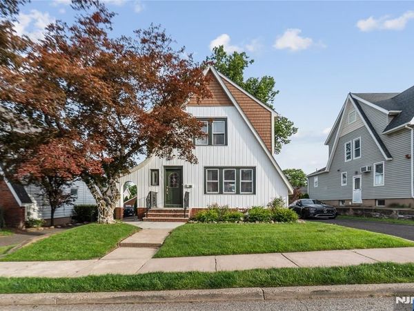 56 Summer Street, HAWTHORNE, NJ 07506