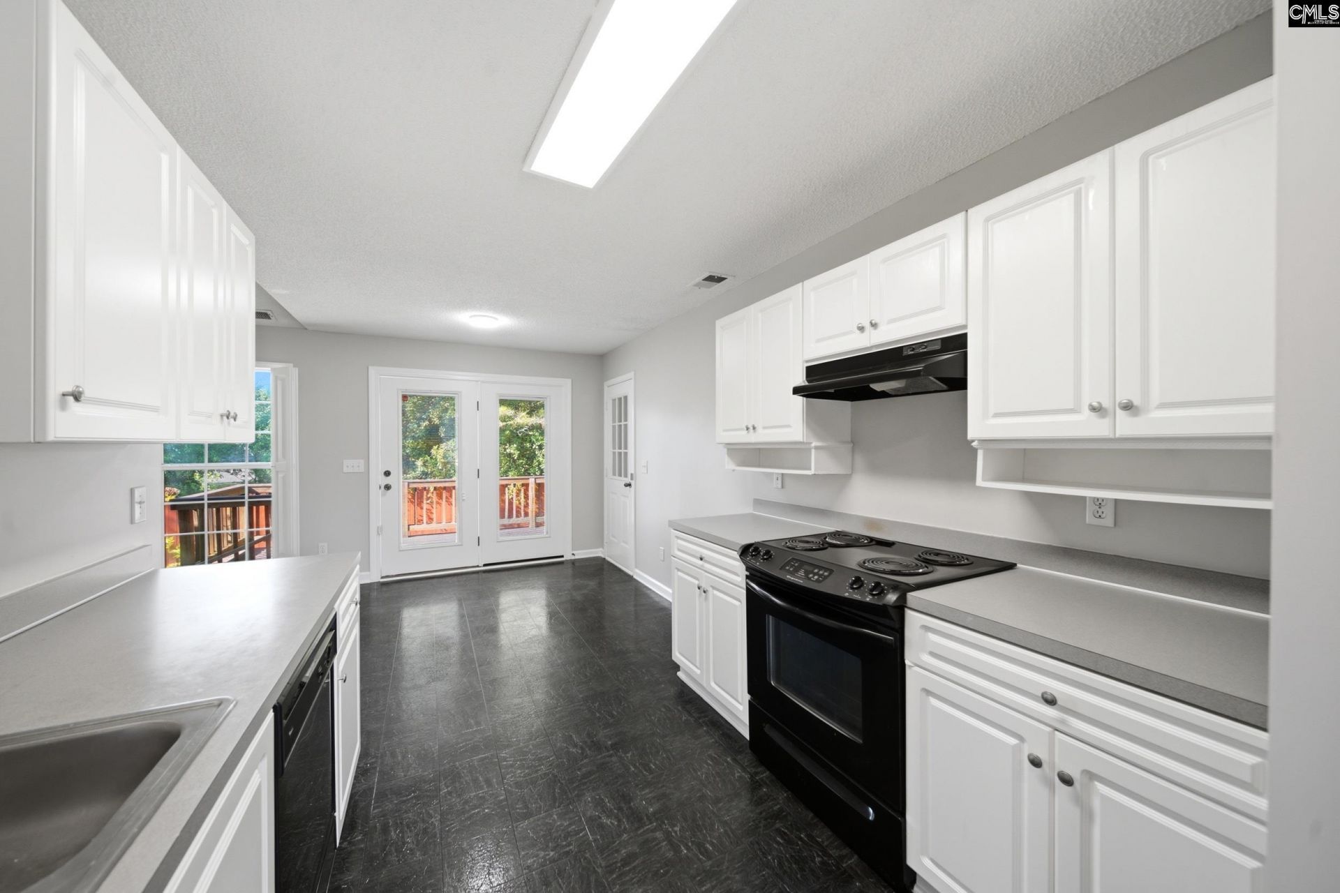 228 Rolling Rock Road  Photo 10