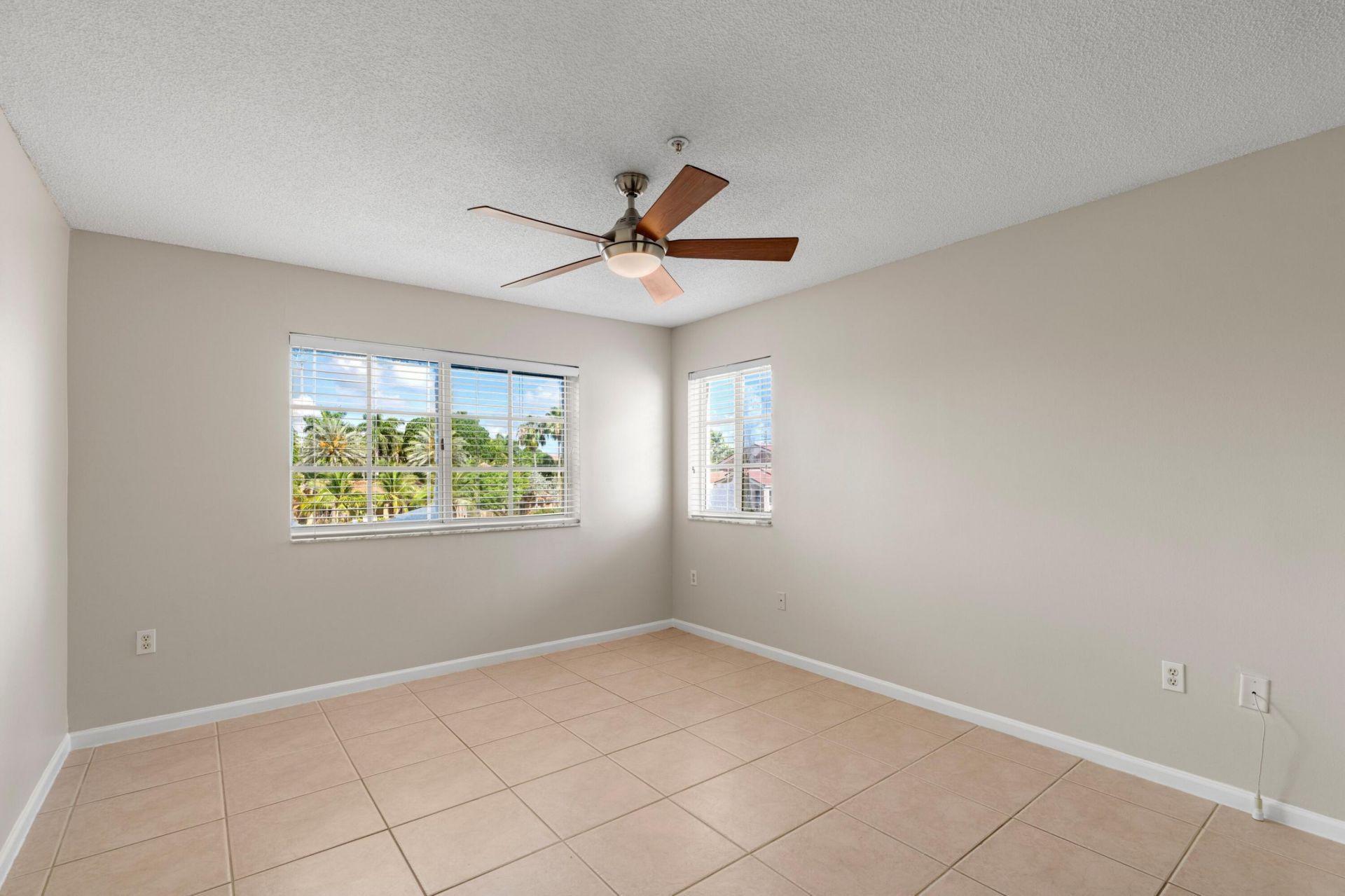 4828 N State Road 7, Unit 8306, Coconut Creek, FL 33073 Photo