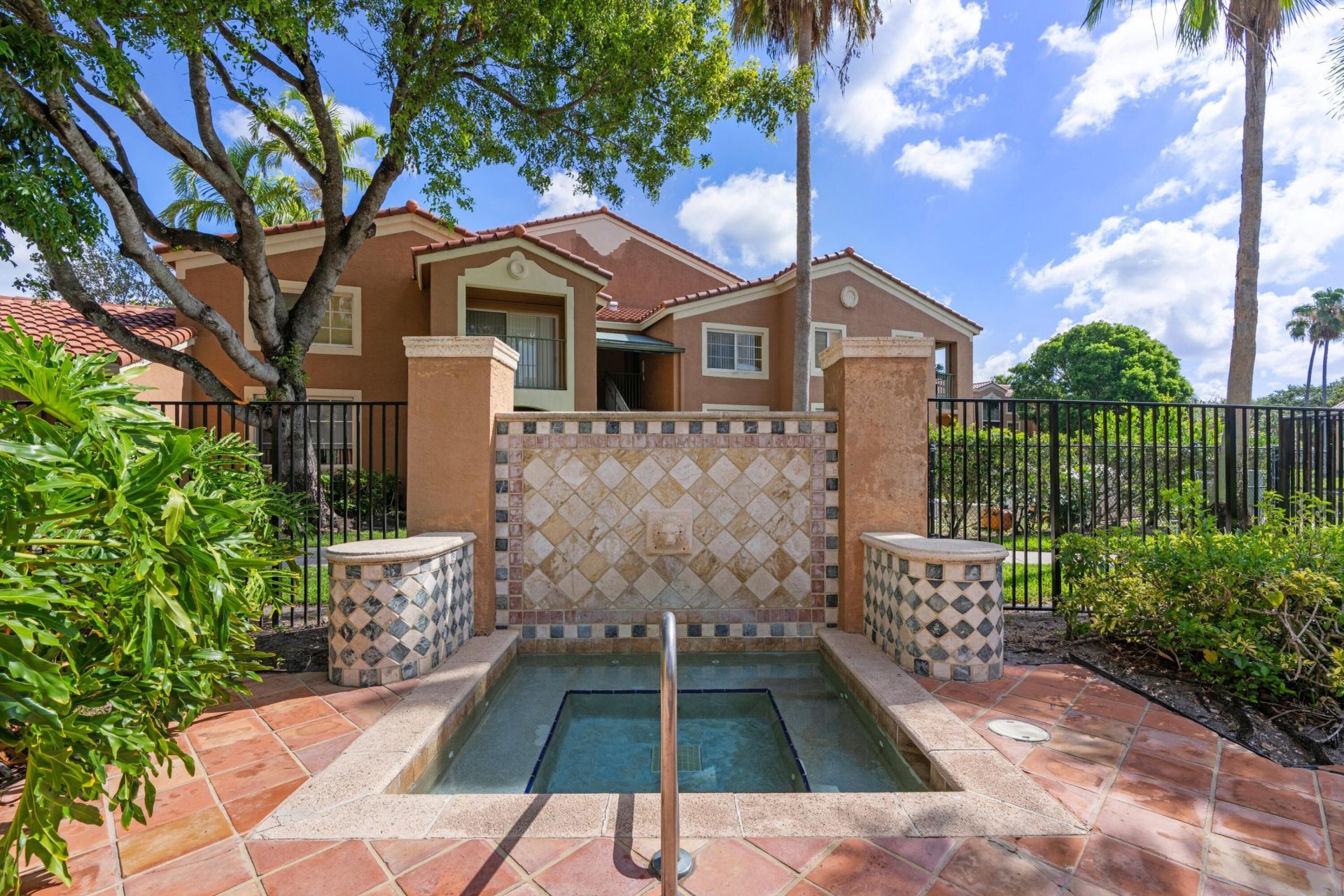 4828 N State Road 7, Unit 8306, Coconut Creek, FL 33073 Photo