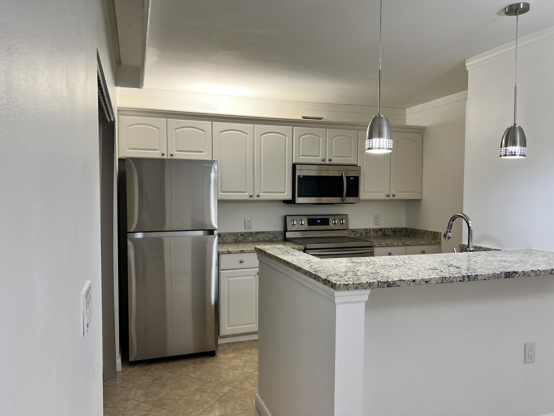 3114 31st Way, West Palm Beach, FL 33407 Photo