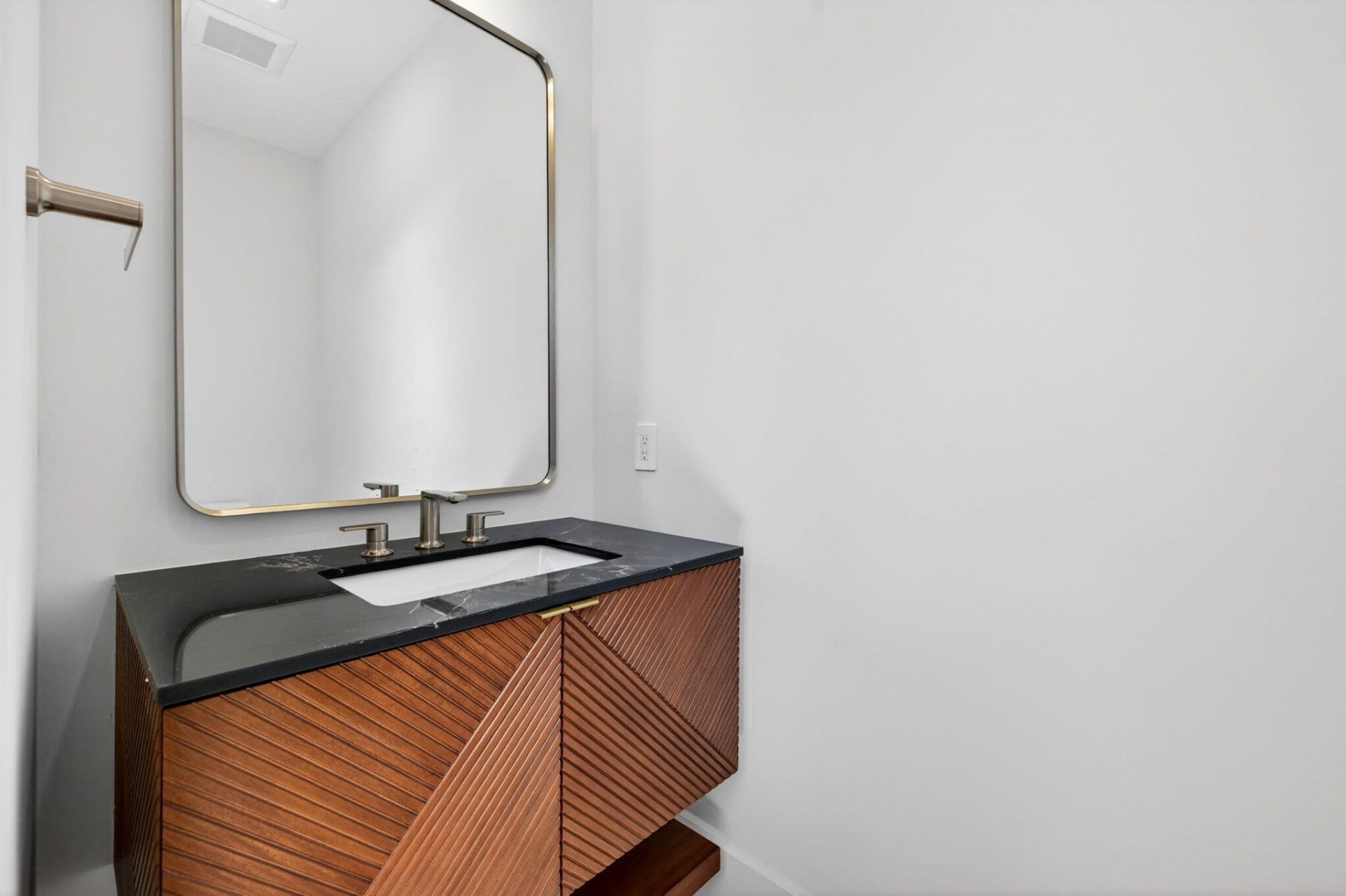 2717 NE 33rd Street, Fort Lauderdale, FL 33306 Photo