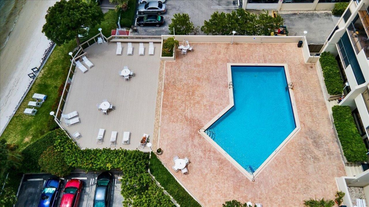 5600 N Flagler Drive, Unit 1608, West Palm Beach, FL 33407 Photo