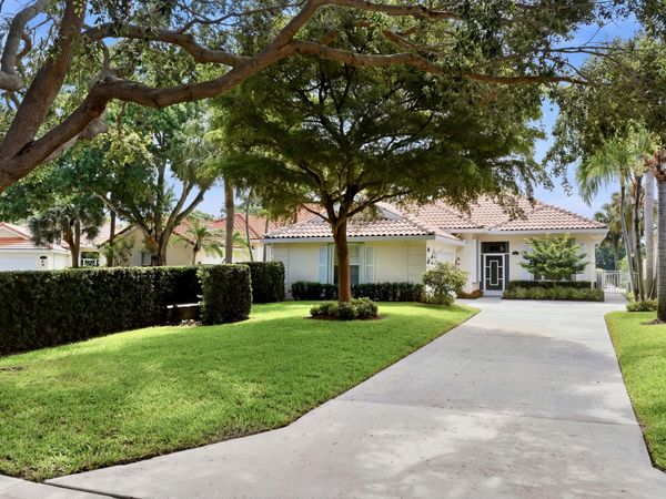 452 Kelsey Park Drive, Palm Beach Gardens, FL 33410