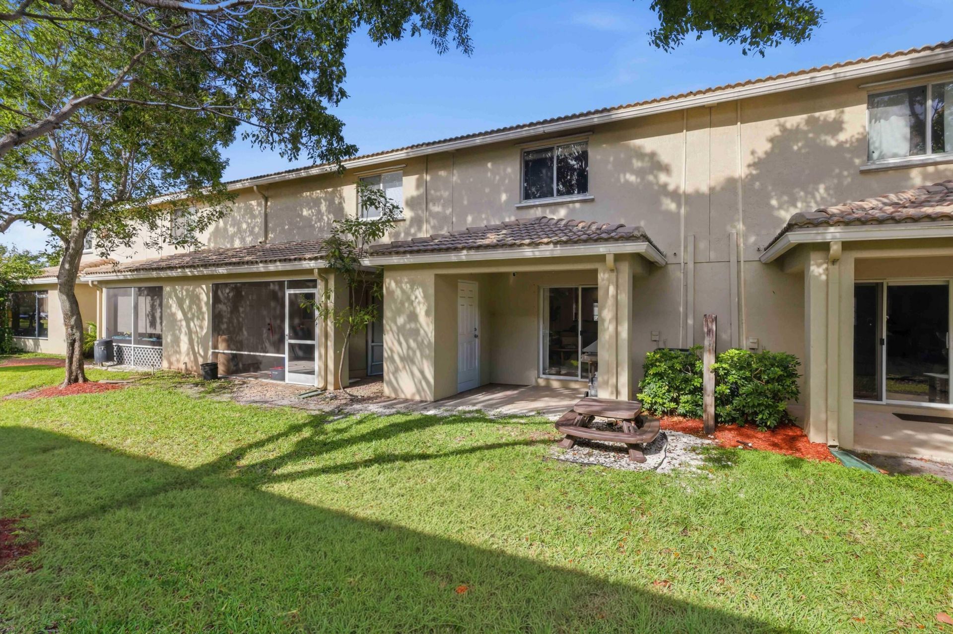 5959 London Lane, Tamarac, FL 33321 Photo