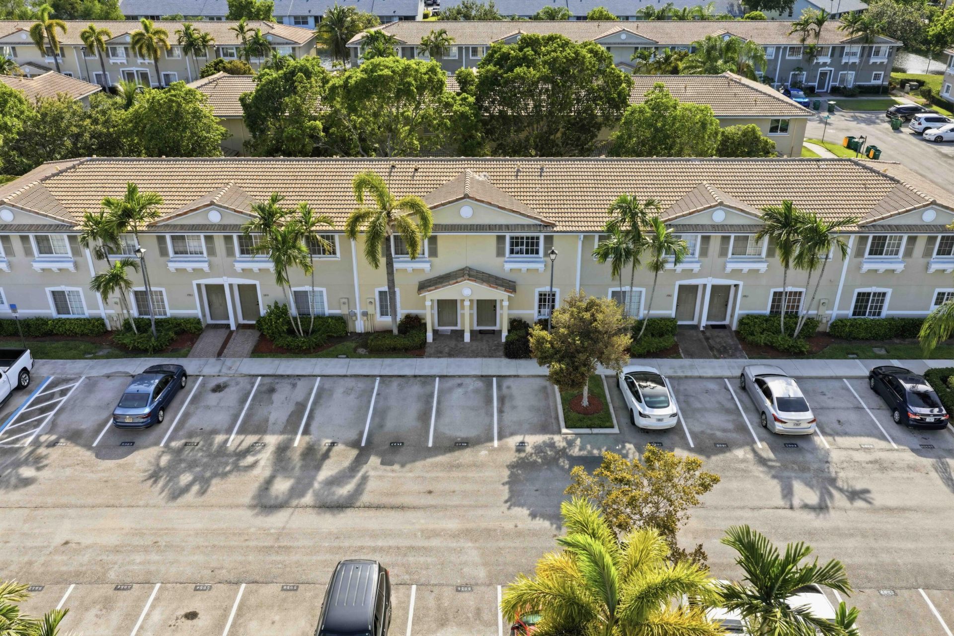 5959 London Lane, Tamarac, FL 33321 Photo