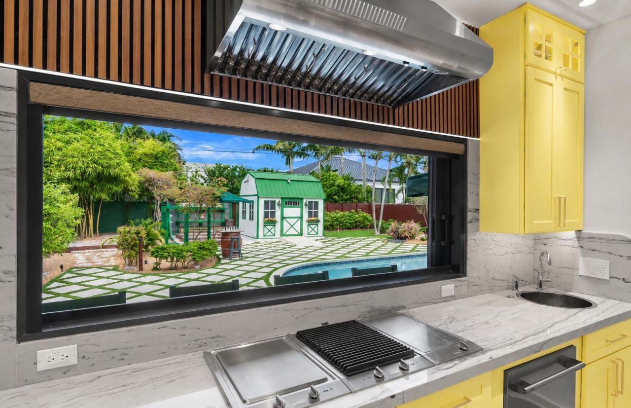 1720 NE 17th Avenue, Fort Lauderdale, FL 33305 Photo