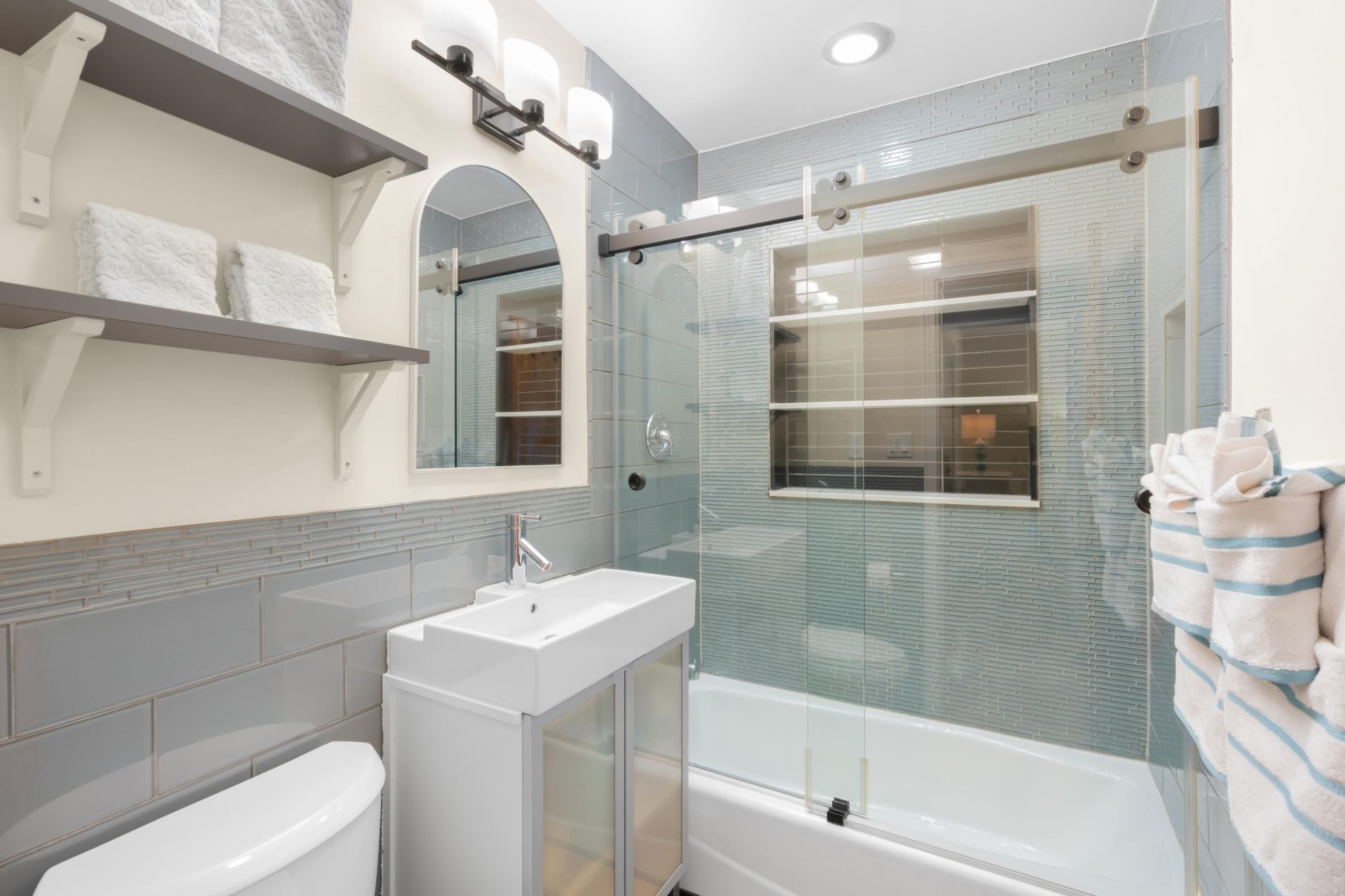1720 NE 17th Avenue, Fort Lauderdale, FL 33305 Photo