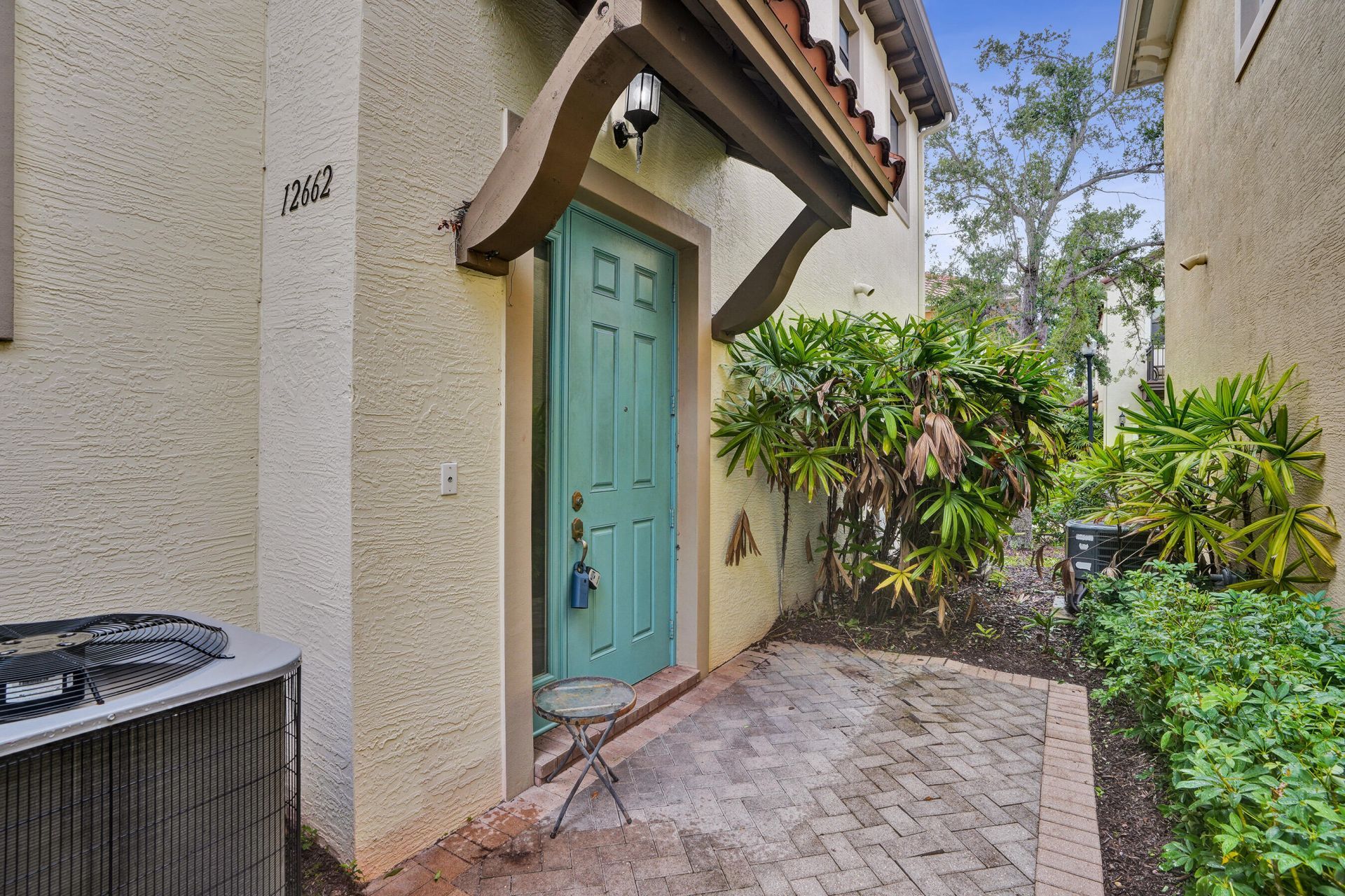 12662 NW 32nd Place, Sunrise, FL 33323 Photo