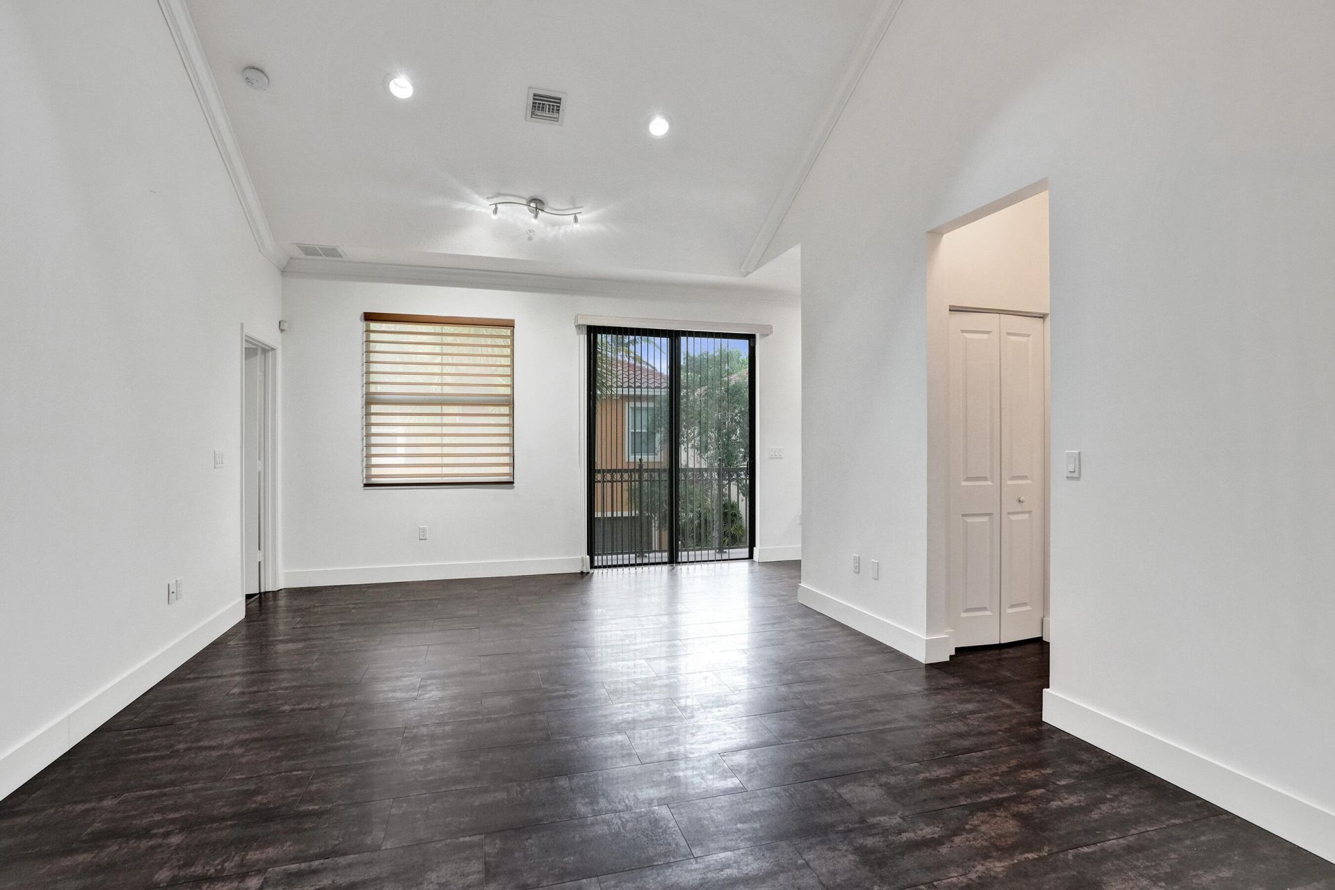 12662 NW 32nd Place, Sunrise, FL 33323 Photo