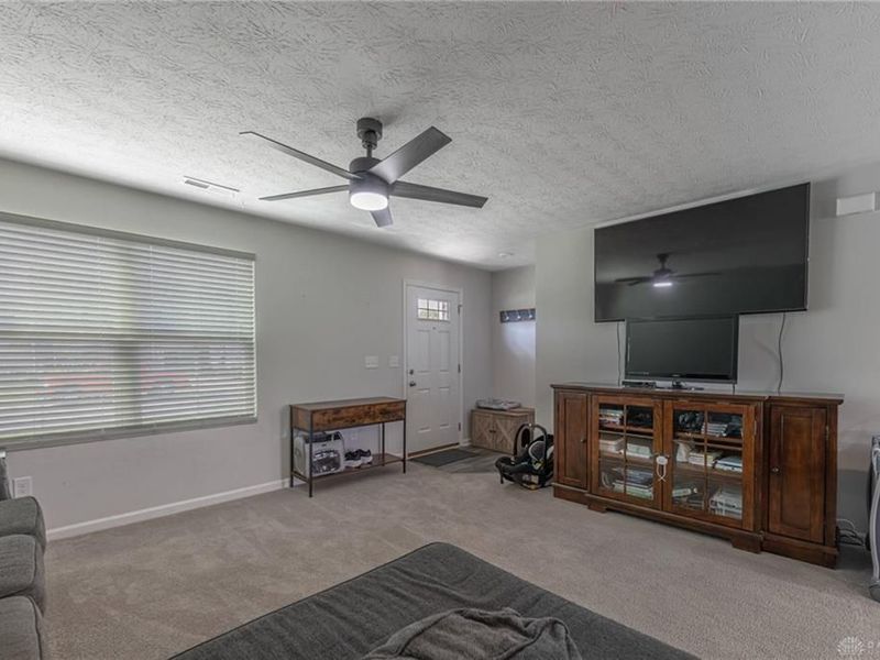 6023 Aviation Trail, Moraine, OH 45439 Photo 11