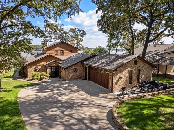 169 Deer Island Road , Mabank, TX 75156