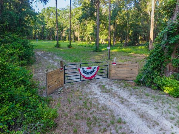 6016 SW 52ND TERRACE , LAKE BUTLER, FL 32054