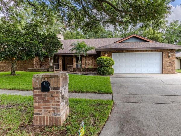 1028 SYLVIA LANE , TAMPA, FL 33613