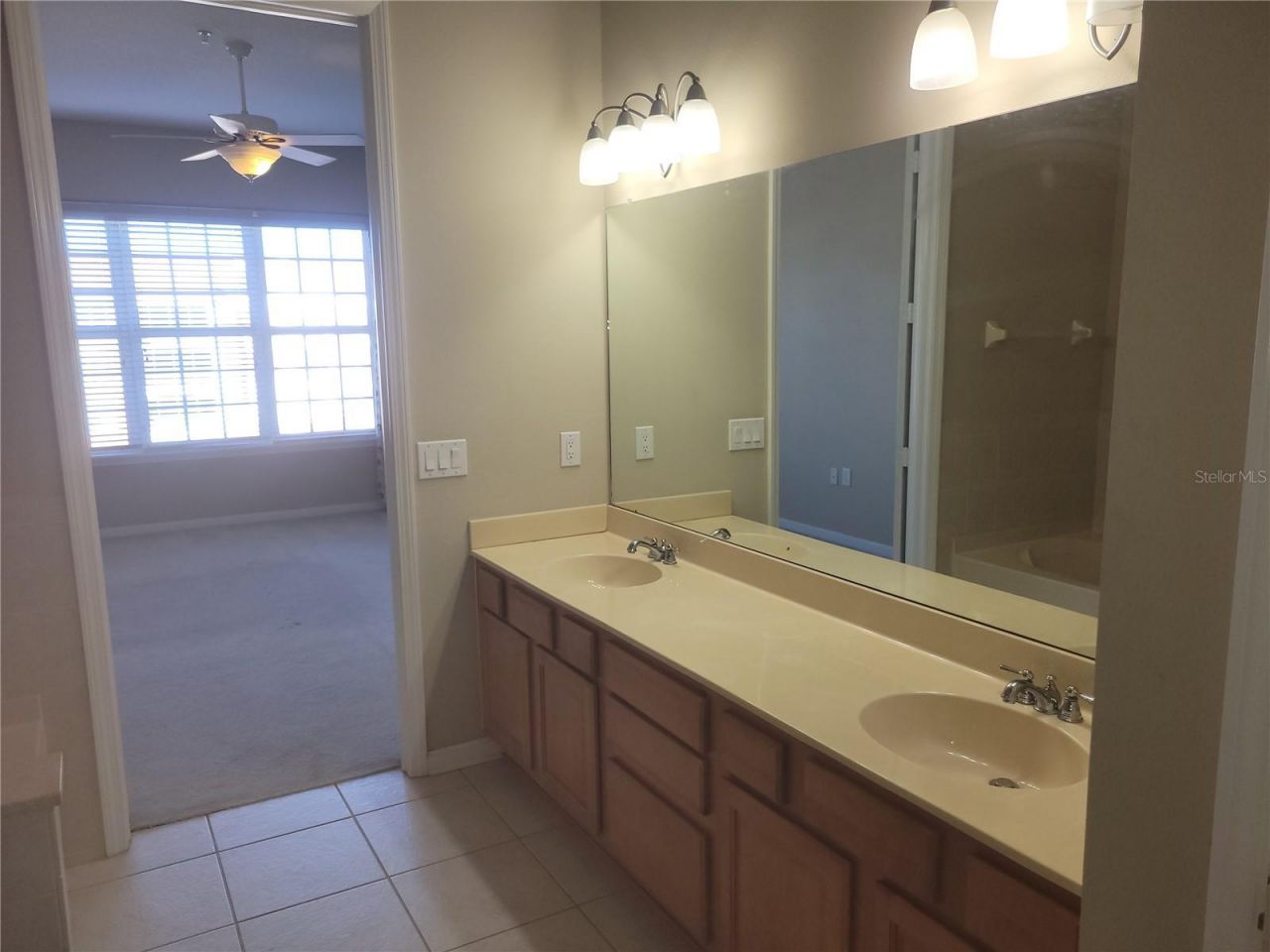 7905 N Seminole Boulevard, Unit 3404, Seminole, FL 33772 Photo