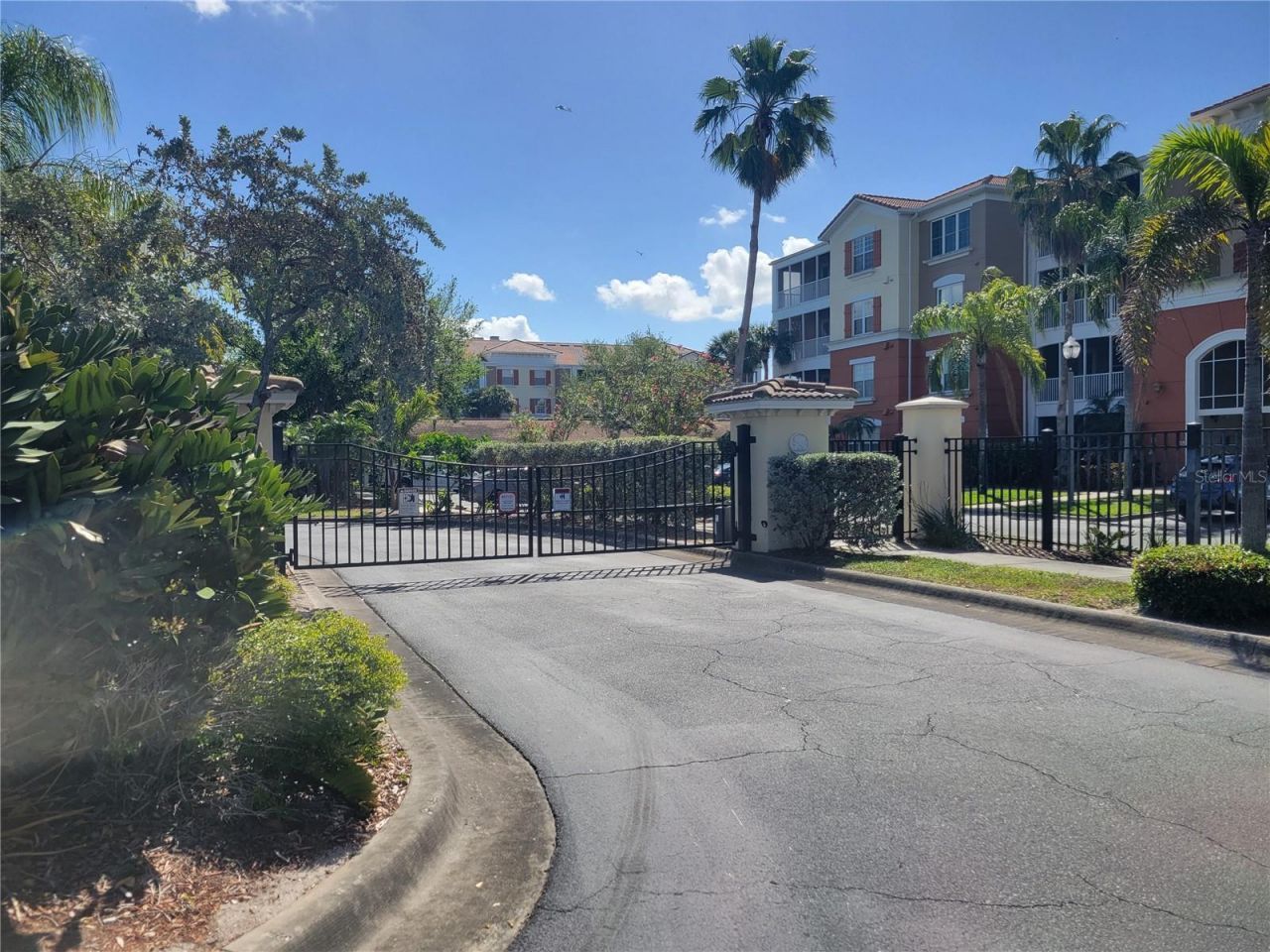 7905 N Seminole Boulevard, Unit 3404, Seminole, FL 33772 Photo