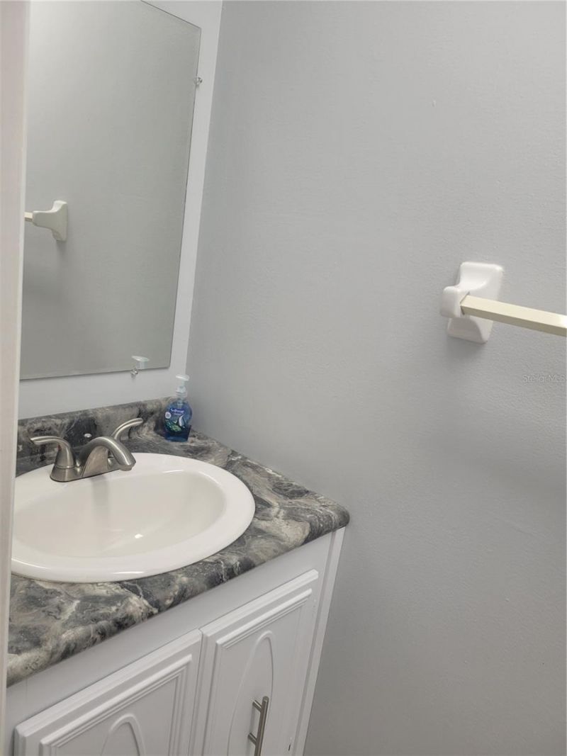 9950 62nd Terrace N, Unit 417, Saint Petersburg, FL 33708 Photo